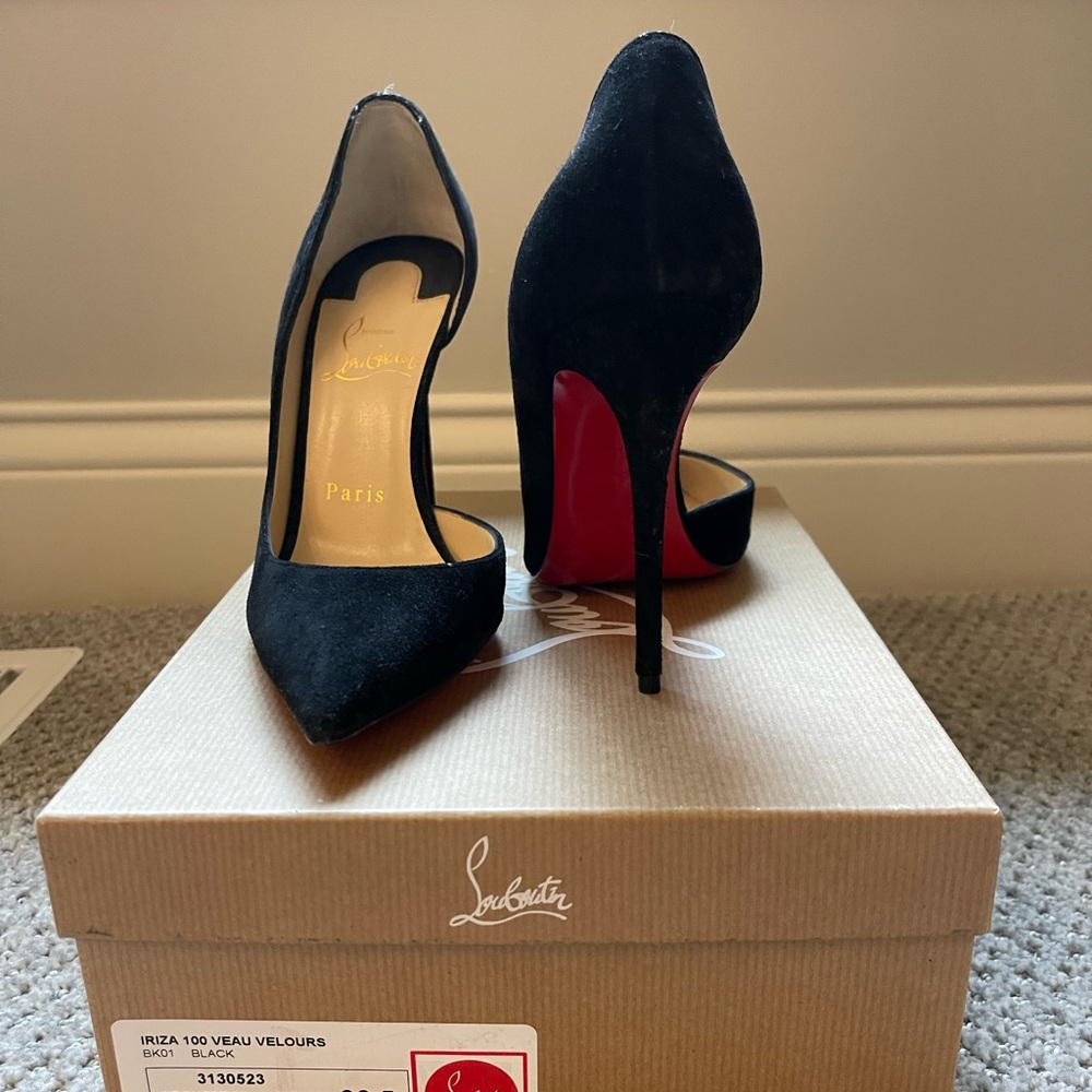 Never worn. Christian Louboutin. Size 36.5